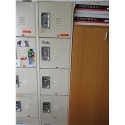 Bank of used lockers - 5 units