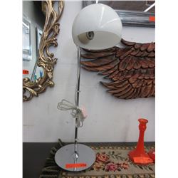 NEW - Table lamp with glass shade