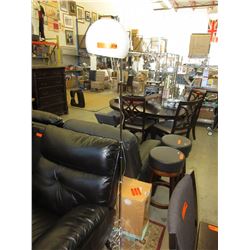 NEW - Floor lamp with glass shade