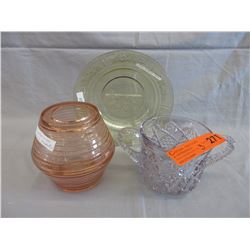3 Vintage glass pieces