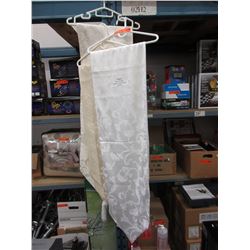 3 Pairs of new table runners