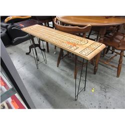 Vintage - Floor standing crib board