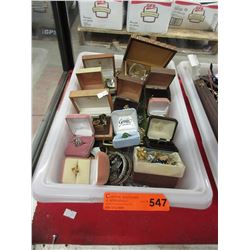 Large tray of assorted jewelry - used