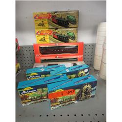 9 New HO scale train cars
