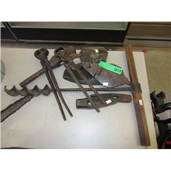 8 Vintage tools - some cast metal