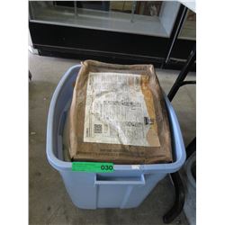 Tote of floor finish