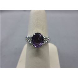 1.75 CT Oval Amethyst & Diamond Dinner Ring