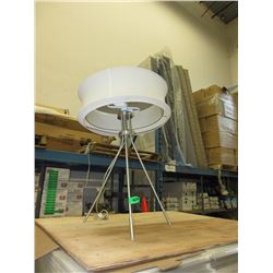 Used table lamp with shade