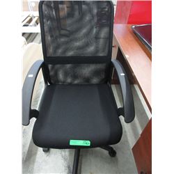 New swivel office chair