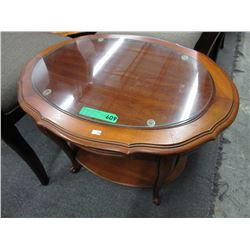 French Provincial End Table with lower shelf