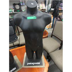 Male mannequin form
