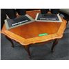Image 1 : French Provincial - Octagonal coffee table