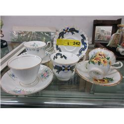 4 English bone china teacup & saucers