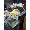 Image 1 : 2 Boxes of used household objects