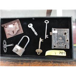 Vintage locks & keys