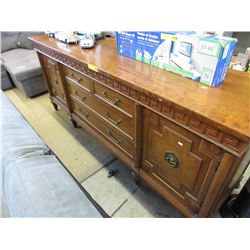Thomasville 3 drawer dresser