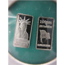 Rare - 1985 Statue of Liberty/American Flag Bar