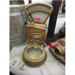 Large vintage "Detroit Automatic" scale