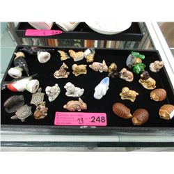 29 Collectible mini figurines