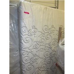 New - Queen size Ultra Memory Foam Mattress