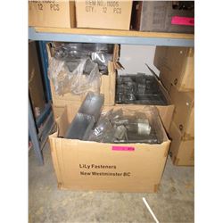 4 Boxes of new plastic containers