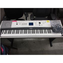 Yamaha electric keyboard - used