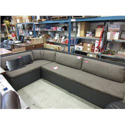 2 Piece patio sectional with cushions