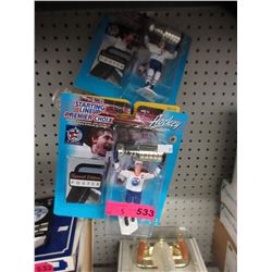 5 Hockey figurines