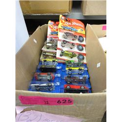 32 Hot Wheels cars