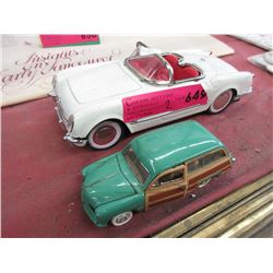 2 Models of vintage cars - used