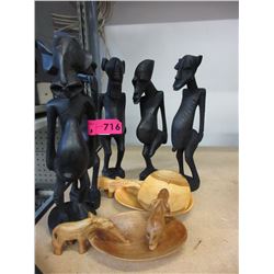 8 Carved wood figurines