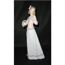 .1996 LLADRO Collector's Society Figurine - "Innocence In Bloom" - No. 07644  With Original Box