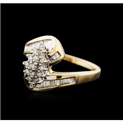 14KT Yellow Gold 0.85ctw Diamond Ring