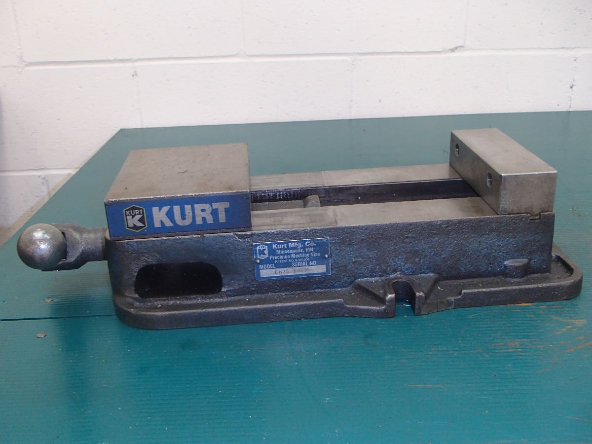 Kurt D675 Precision Machine Vise - BTM Industrial