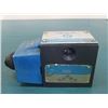 Image 2 : Vickers 879249 DG4S4-012A-B-60 Pilot Valve