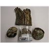 Image 1 : Realtree Gloves and 3x Ear Warmers