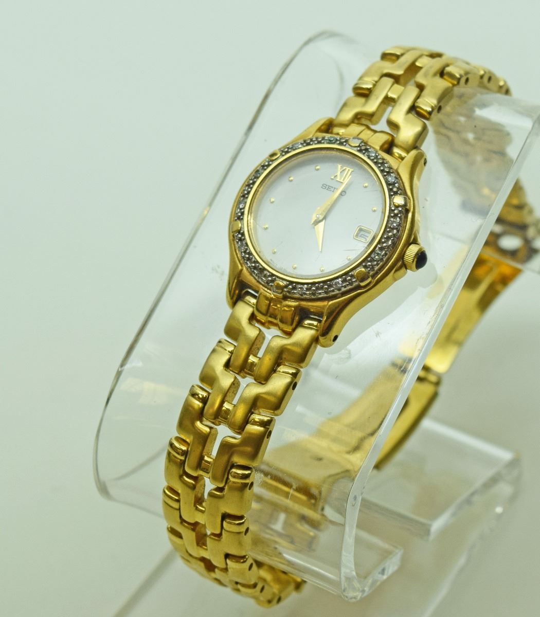 Seiko Womans Watch 7N89-0449 Gold Tone W/Diamond B