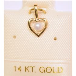 14K GOLD FRESHWATER PEARL HEART DESIGN