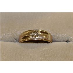 #4 10K GOLD MENS DIAMOND RING