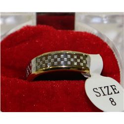 TWO TONED MENS RING SIZE 8
