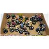 Image 1 : COLLECTION OF 32 ASSORTED HERO CLIX