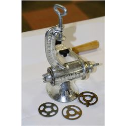 VINTAGE SPONGE NATIONAL 25 MEAT GRINDER MINCER