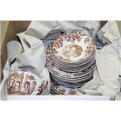 BOX OF COPELAND SPODE CHINA