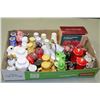 Image 1 : FLAT OF ASSORTED SALT & PEPPER SHAKERS