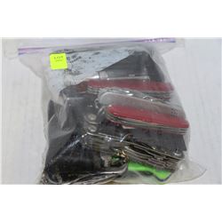 BAG OF POCKET KNIVES