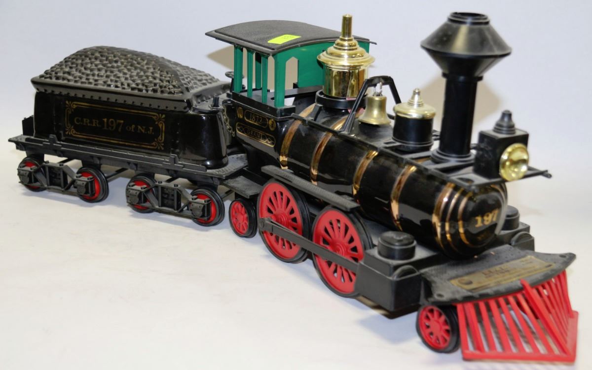 HANDCRAFTED LIQUOR DECANTER TRAIN SET