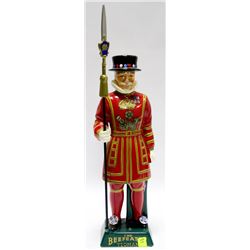 THE BEEFEATER YEOMAN LIQUOR DECANTER