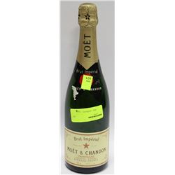 750ML BOTTLE OF MOET & CHANDON CHAMPAGNE