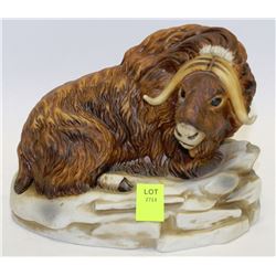 MUSKOX LIQUOR DECANTER
