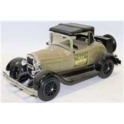 EZRA BROOKS 1928 OLD FASHIONED AUTOMOBILE LIQUOR